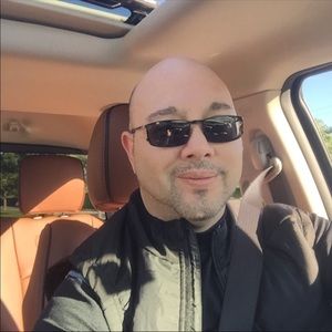Meet your Posher, Luis